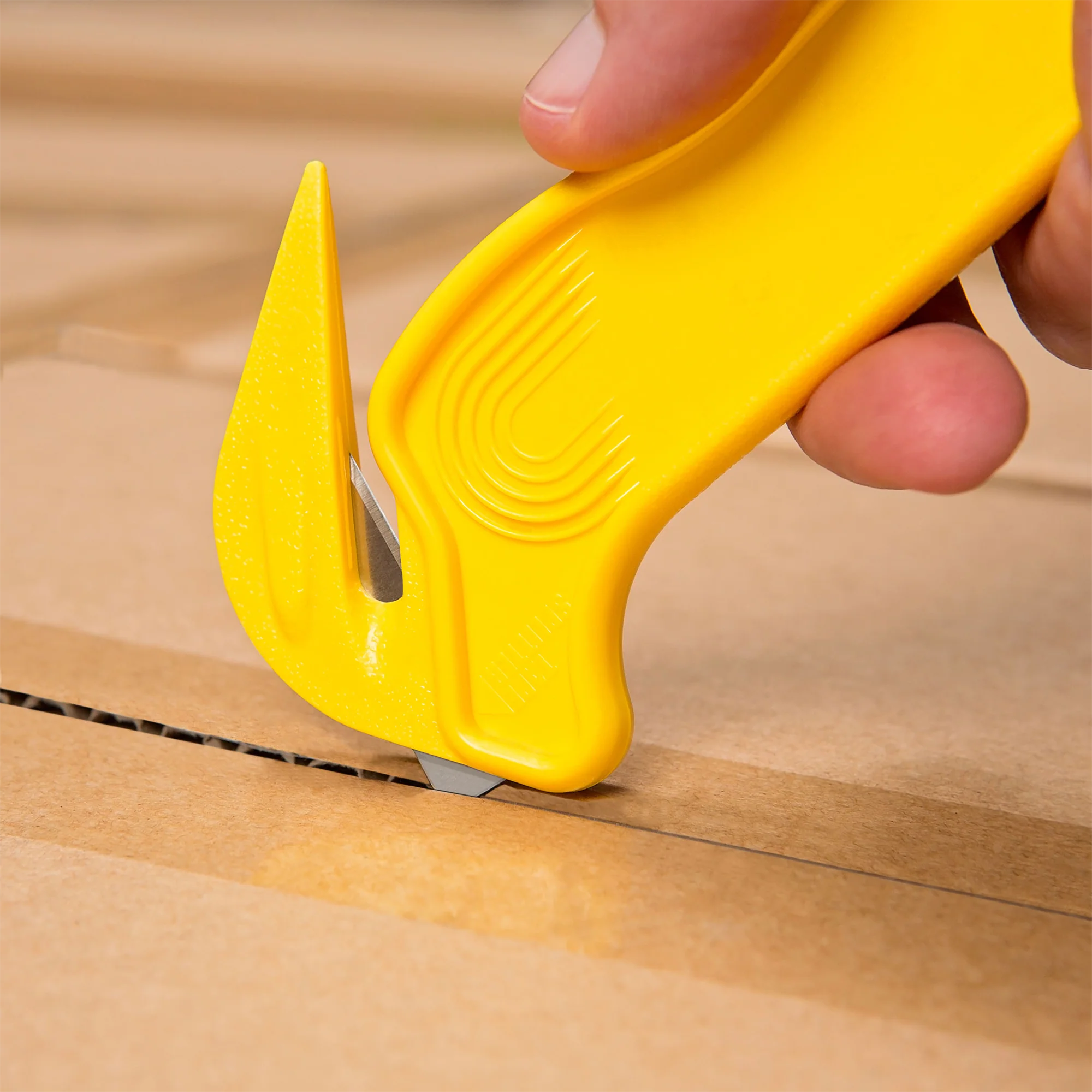 CUCHILLA DE SEGURIDAD DESECHABLE DE HOJA OCULTA PHC - Imagen 3